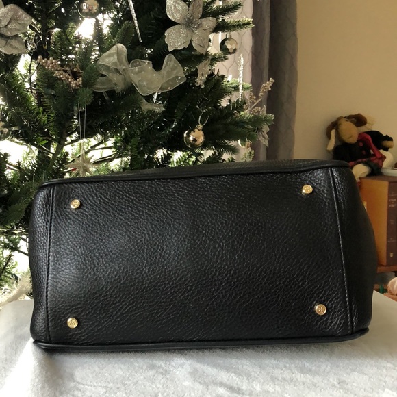 Tory Burch soft leather shoulder bag - Picture 8 of 13